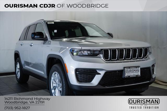 2026 Jeep Grand Cherokee GRAND CHEROKEE LAREDO X 4X4