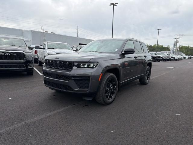2026 Jeep Grand Cherokee GRAND CHEROKEE LAREDO ALTITUDE 4X4 2026 Jeep Grand Cherokee GRAND CHEROKEE LAREDO ALTITUDE 4X4