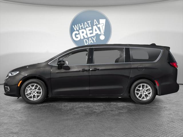 2026 Chrysler Pacifica PACIFICA LIMITED AWD