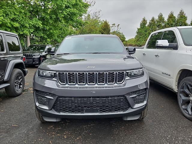 2026 Jeep Grand Cherokee GRAND CHEROKEE LAREDO X 4X4