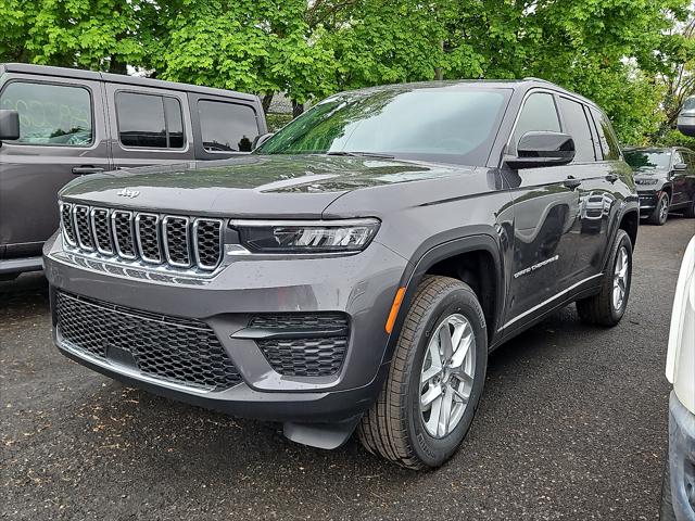 2026 Jeep Grand Cherokee GRAND CHEROKEE LAREDO X 4X4