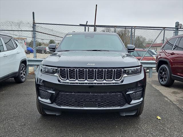 2026 Jeep Grand Cherokee GRAND CHEROKEE LAREDO X 4X4
