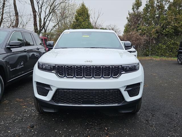 2026 Jeep Grand Cherokee GRAND CHEROKEE LAREDO X 4X4