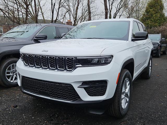 2026 Jeep Grand Cherokee GRAND CHEROKEE LAREDO X 4X4