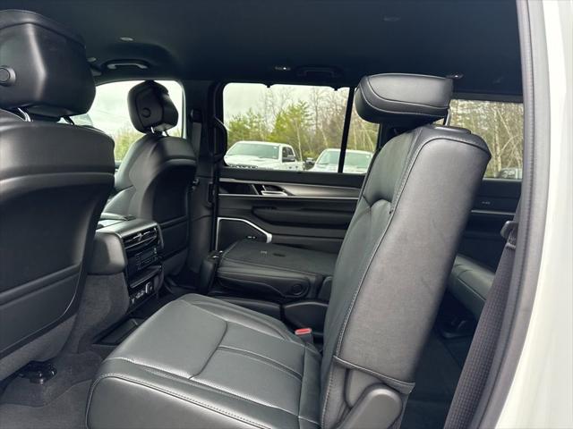2026 Jeep Grand Wagoneer Limited Altitude 4x4