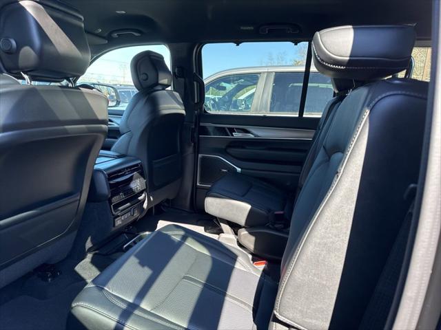 2026 Jeep Grand Wagoneer Limited Altitude 4x4