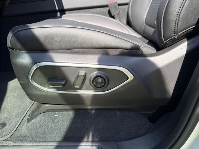 2026 Jeep Grand Wagoneer Limited Altitude 4x4