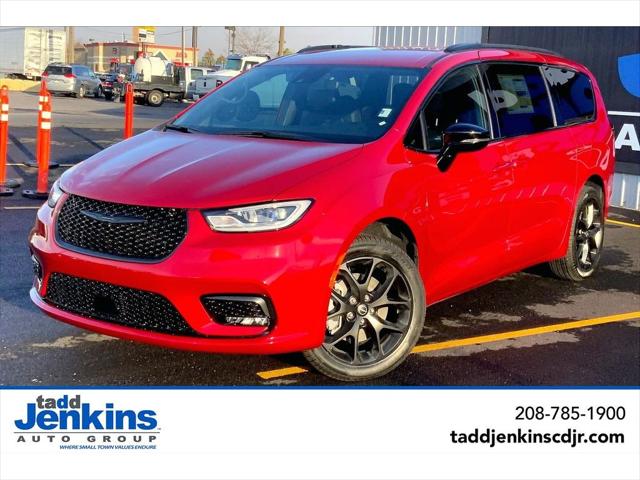2026 Chrysler Pacifica PACIFICA SELECT AWD