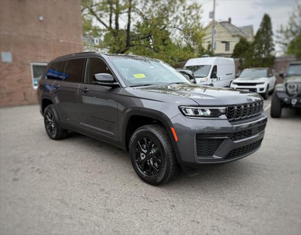 2026 Jeep Grand Cherokee L GRAND CHEROKEE L LAREDO ALTITUDE 4X4 2026 Jeep Grand Cherokee L GRAND CHEROKEE L LAREDO ALTITUDE 4X4