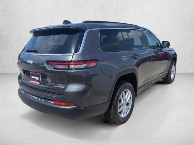 2026 Jeep Grand Cherokee Laredo 4x2