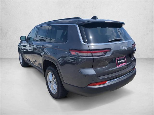 2026 Jeep Grand Cherokee Laredo 4x2