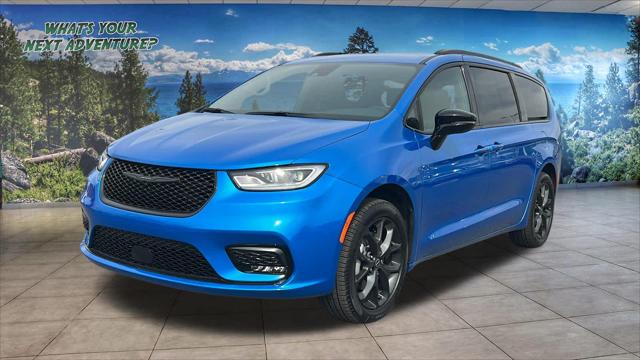 2026 Chrysler Pacifica PACIFICA SELECT AWD