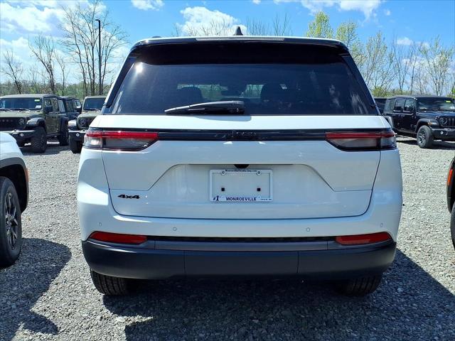 2026 Jeep Grand Cherokee GRAND CHEROKEE LAREDO ALTITUDE 4X4 2026 Jeep Grand Cherokee GRAND CHEROKEE LAREDO ALTITUDE 4X4