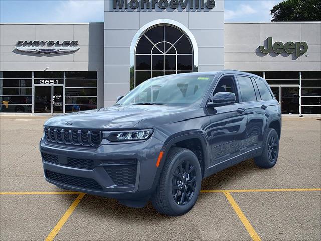 2026 Jeep Grand Cherokee GRAND CHEROKEE LAREDO ALTITUDE 4X4 2026 Jeep Grand Cherokee GRAND CHEROKEE LAREDO ALTITUDE 4X4