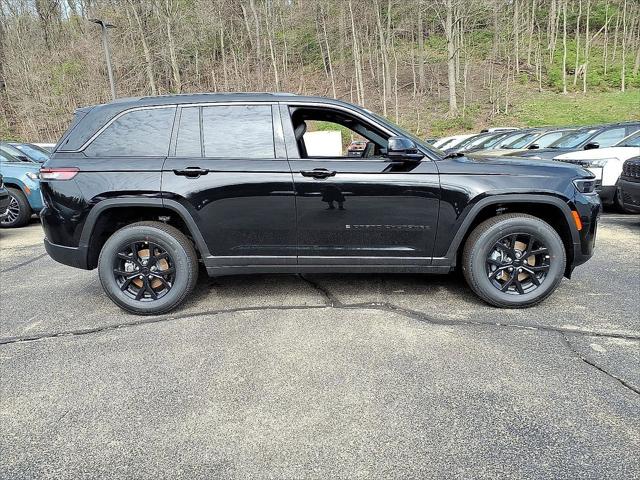 2026 Jeep Grand Cherokee GRAND CHEROKEE LAREDO ALTITUDE 4X4 2026 Jeep Grand Cherokee GRAND CHEROKEE LAREDO ALTITUDE 4X4