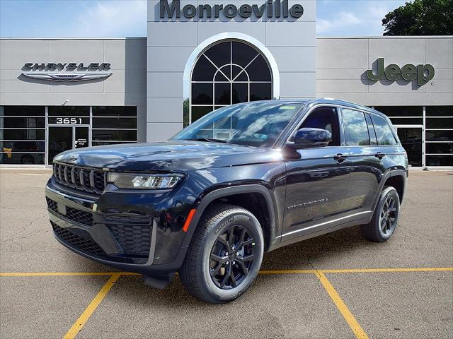 2026 Jeep Grand Cherokee GRAND CHEROKEE LAREDO ALTITUDE 4X4 2026 Jeep Grand Cherokee GRAND CHEROKEE LAREDO ALTITUDE 4X4