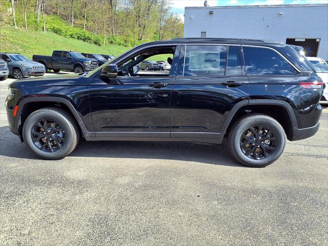2026 Jeep Grand Cherokee GRAND CHEROKEE LAREDO ALTITUDE 4X4 2026 Jeep Grand Cherokee GRAND CHEROKEE LAREDO ALTITUDE 4X4