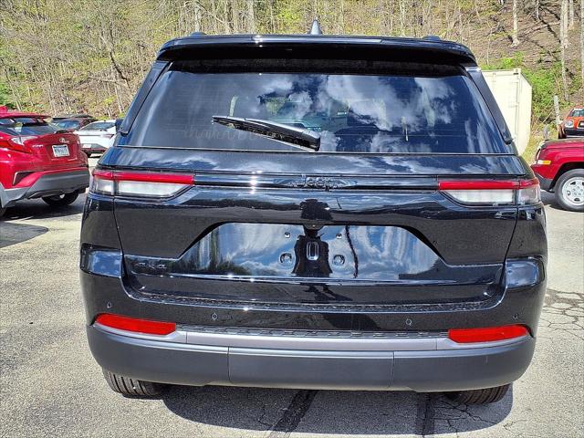 2026 Jeep Grand Cherokee GRAND CHEROKEE LAREDO ALTITUDE 4X4 2026 Jeep Grand Cherokee GRAND CHEROKEE LAREDO ALTITUDE 4X4