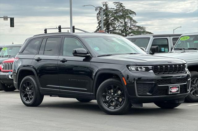 2026 Jeep Grand Cherokee GRAND CHEROKEE LAREDO ALTITUDE 4X4