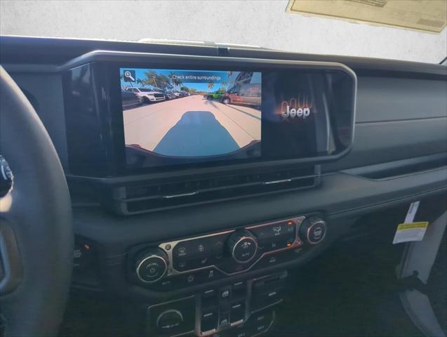 2026 Jeep Gladiator Sport