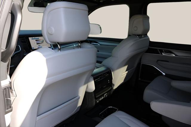 2026 Jeep Grand Wagoneer 4x4