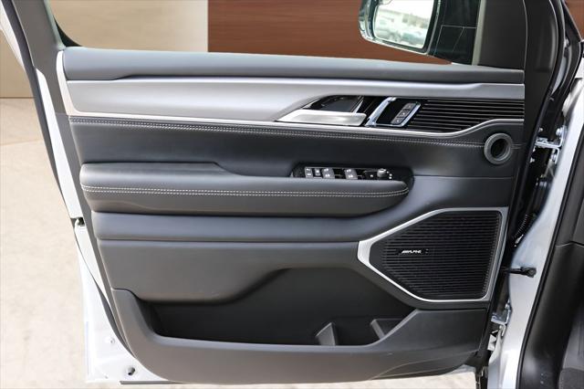 2026 Jeep Grand Wagoneer Upland