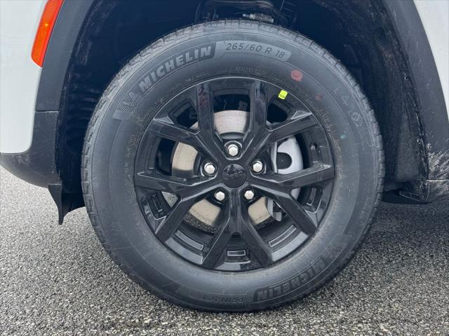 2026 Jeep Grand Cherokee Altitude 4x4