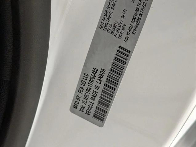 2026 Chrysler Pacifica Select