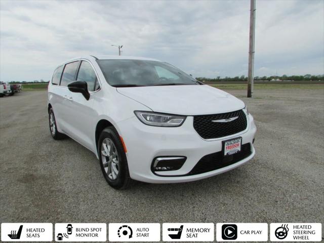 2026 Chrysler Pacifica PACIFICA SELECT AWD