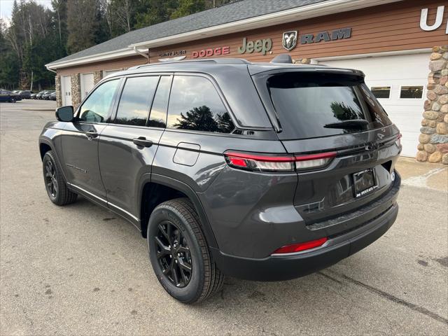 2026 Jeep Grand Cherokee Altitude 4x4