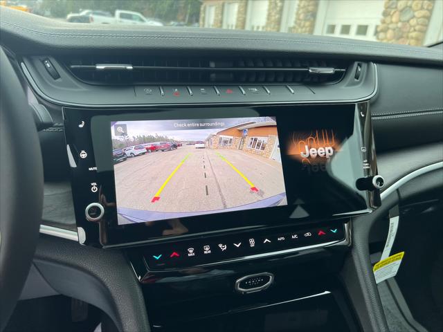 2026 Jeep Grand Cherokee Altitude 4x4