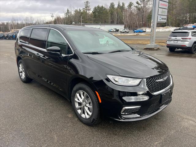 2026 Chrysler Pacifica Select AWD