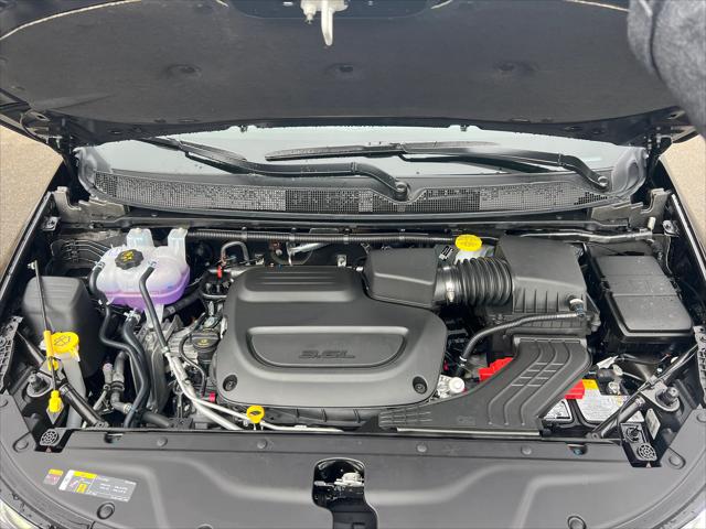 2026 Chrysler Pacifica Select AWD