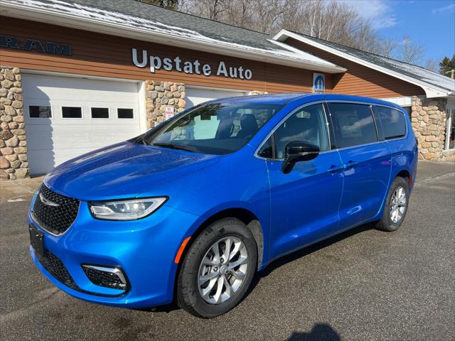 2026 Chrysler Pacifica Select AWD for sale in Saranac Lake, NY
