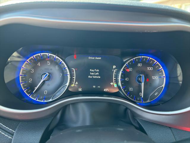 2026 Chrysler Pacifica Select AWD