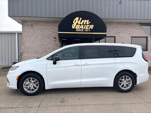 2026 Chrysler Pacifica PACIFICA SELECT