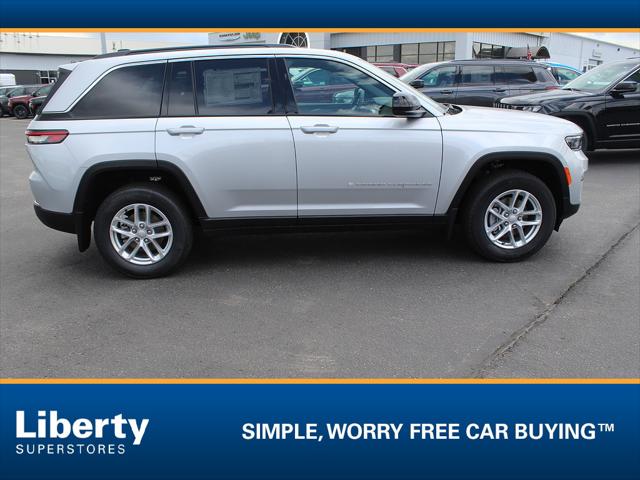 2026 Jeep Grand Cherokee GRAND CHEROKEE LAREDO X 4X4
