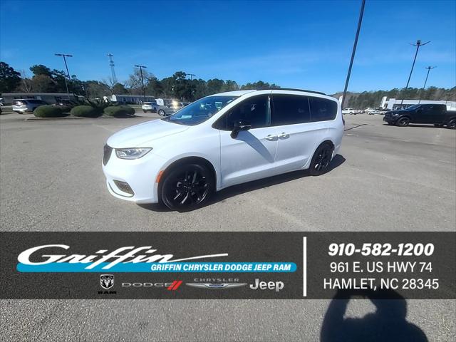 2026 Chrysler Pacifica PACIFICA SELECT