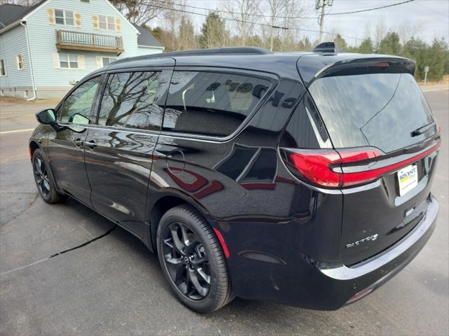 2026 Chrysler Pacifica PACIFICA SELECT AWD