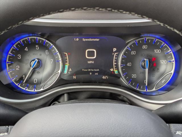 2026 Chrysler Pacifica Select AWD