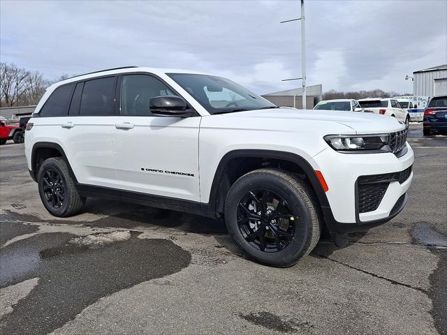 2026 Jeep Grand Cherokee GRAND CHEROKEE LAREDO ALTITUDE 4X4 2026 Jeep Grand Cherokee GRAND CHEROKEE LAREDO ALTITUDE 4X4
