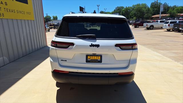 2026 Jeep Grand Cherokee Altitude 4x4