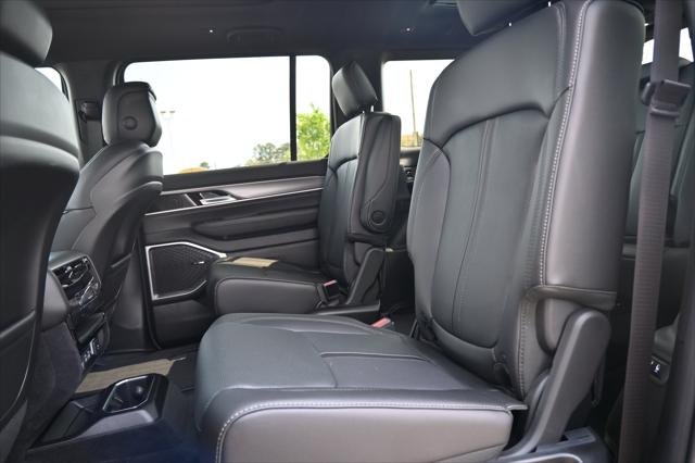 New 2026 High Gloss Black Exterior Paint Jeep Grand Wagoneer image 63