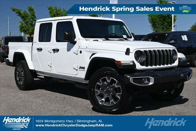 2026 Jeep Gladiator GLADIATOR SAHARA 4X4