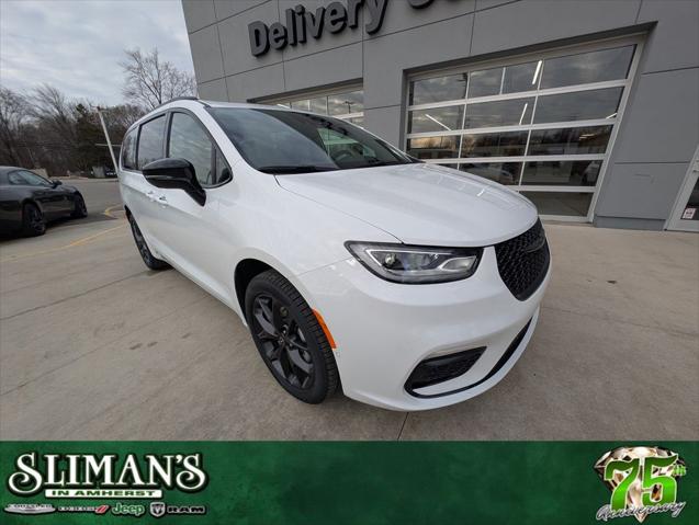 2026 Chrysler Pacifica PACIFICA LIMITED AWD