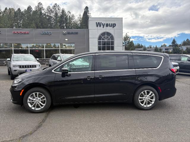 2026 Chrysler Pacifica PACIFICA SELECT AWD