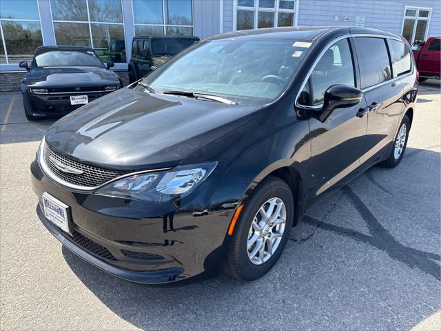 2026 Chrysler Voyager VOYAGER LX