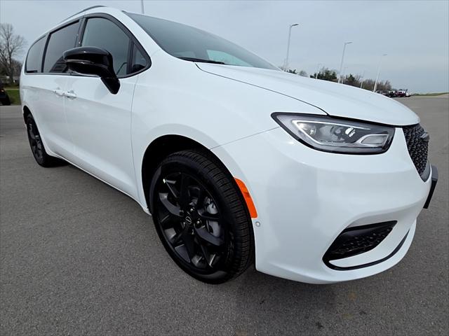 2026 Chrysler Pacifica PACIFICA SELECT AWD 2026 Chrysler Pacifica PACIFICA SELECT AWD