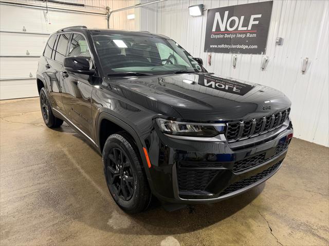 2026 Jeep Grand Cherokee GRAND CHEROKEE LAREDO ALTITUDE 4X4