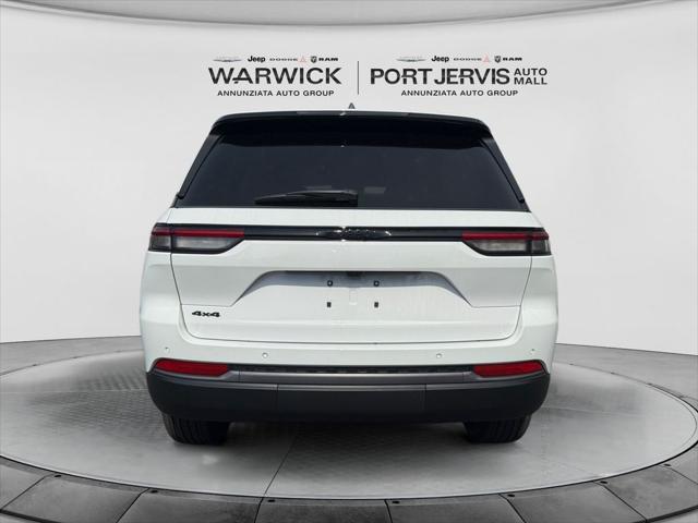 2026 Jeep Grand Cherokee Altitude 4x4